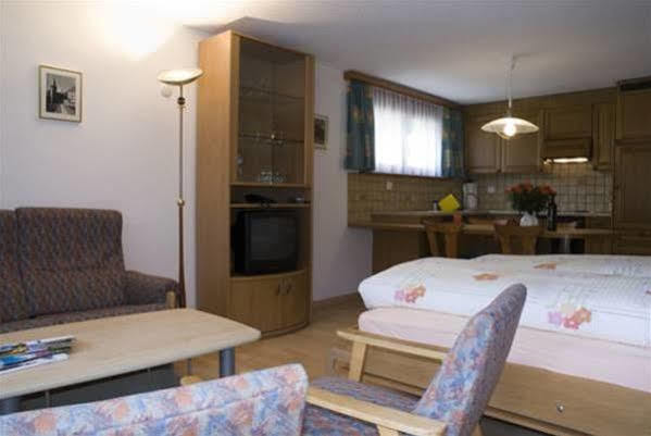 Ferienhaus Felice Zermatt Buitenkant foto